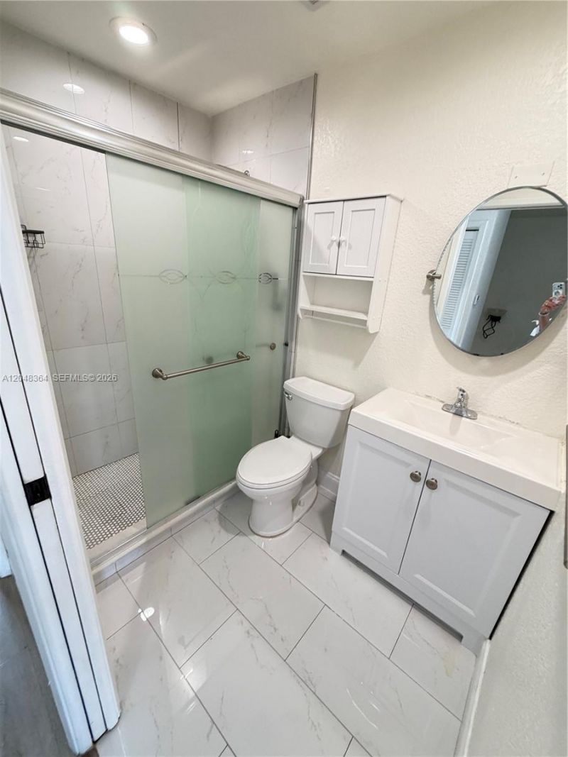 6926 NW 166th Ter, Unit 1302, Miami Lakes, FL 33014 Photo