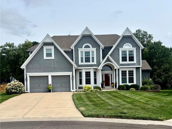 13001 Hemlock Street, Overland Park, KS 66213