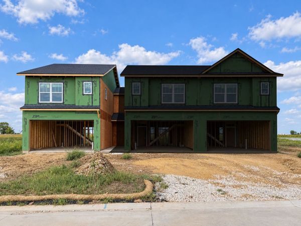 5260 Polster Place, Bettendorf, IA 52722