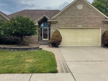 16193 Darlene Drive, Macomb Twp, MI 48042