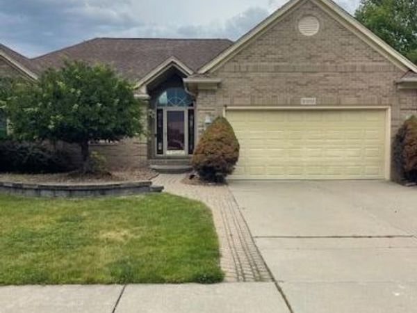 16193 Darlene Drive, Macomb Twp, MI 48042