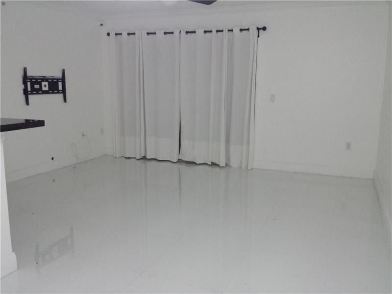 2451 E Centergate Drive, Unit 208, Miramar, FL 33025 Photo