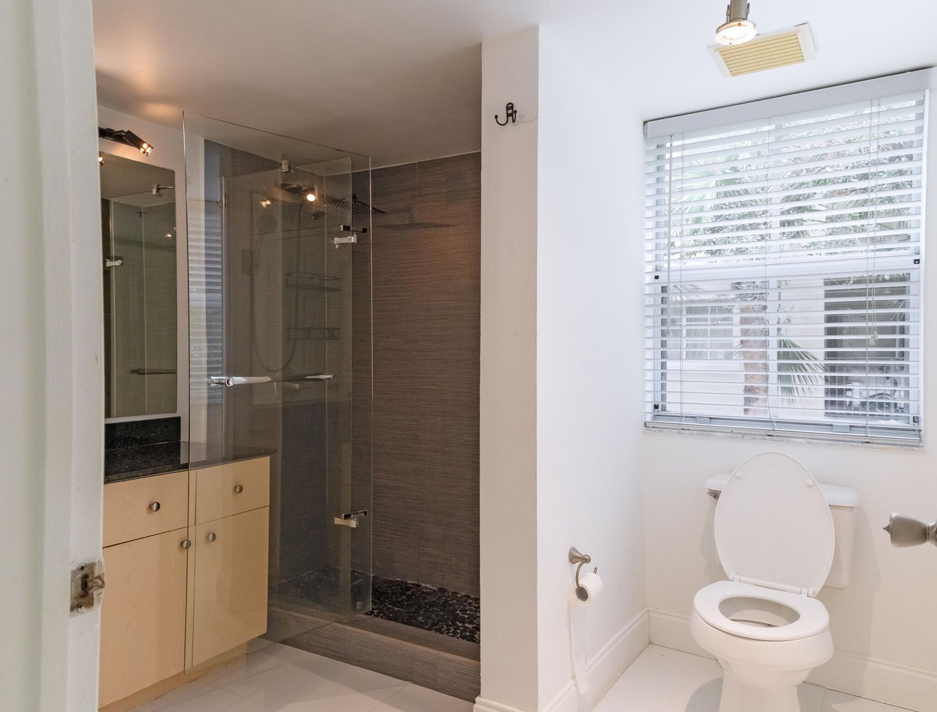 2451 E Centergate Drive, Unit 208, Miramar, FL 33025 Photo