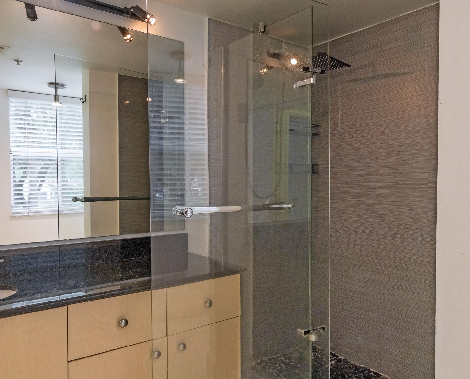 2451 E Centergate Drive, Unit 208, Miramar, FL 33025 Photo