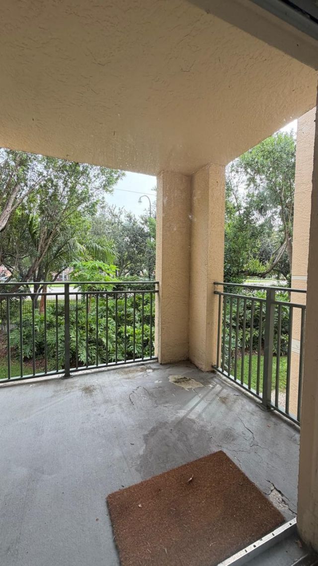 2451 E Centergate Drive, Unit 208, Miramar, FL 33025 Photo