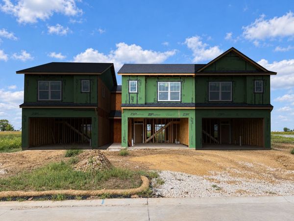 5266 Polster Place, Bettendorf, IA 52722