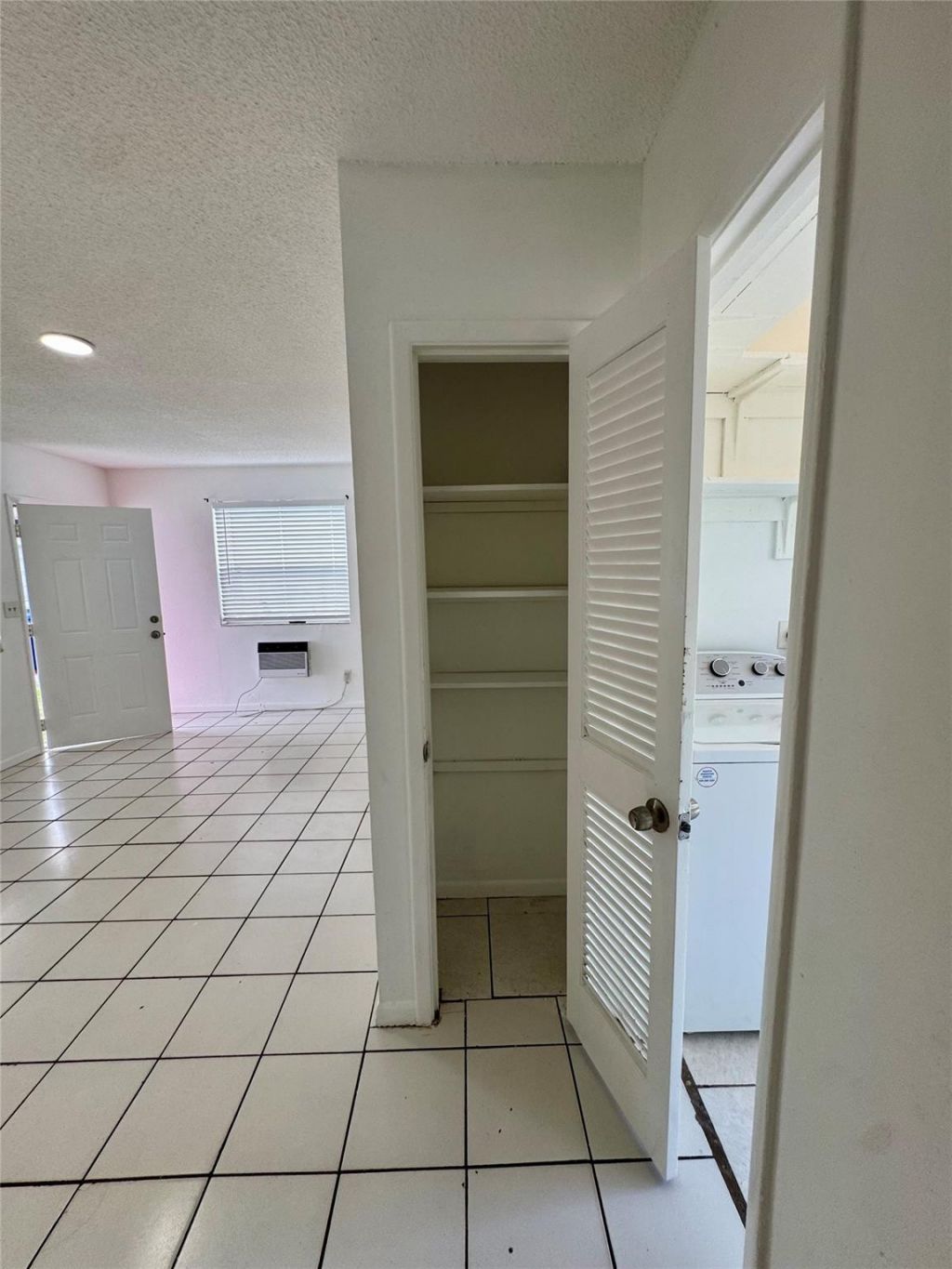 147 W 17th Street, Riviera Beach, FL 33404 Photo