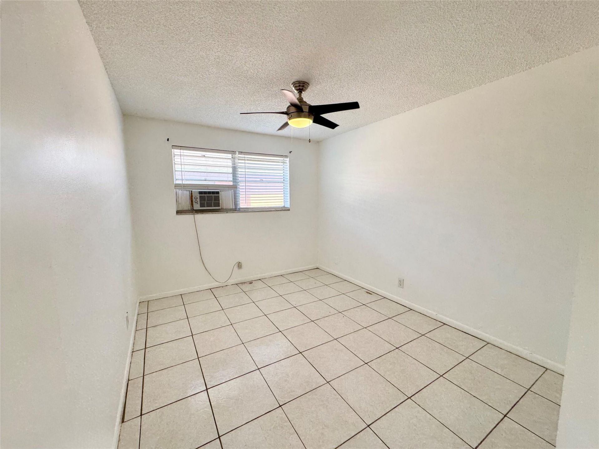 147 W 17th Street, Riviera Beach, FL 33404 Photo