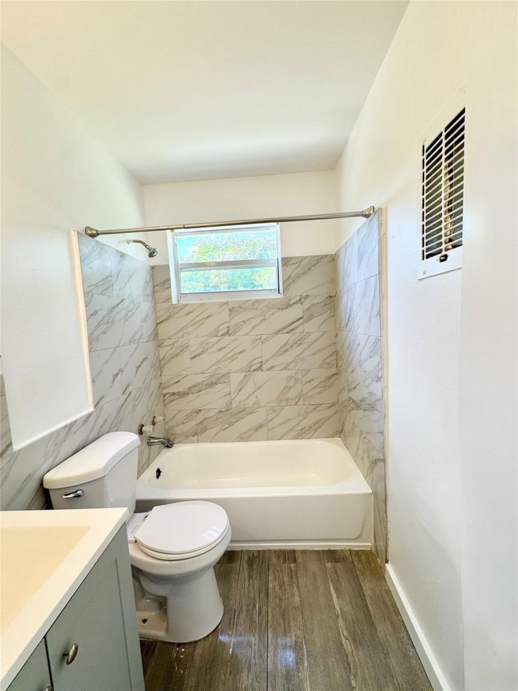 147 W 17th Street, Riviera Beach, FL 33404 Photo