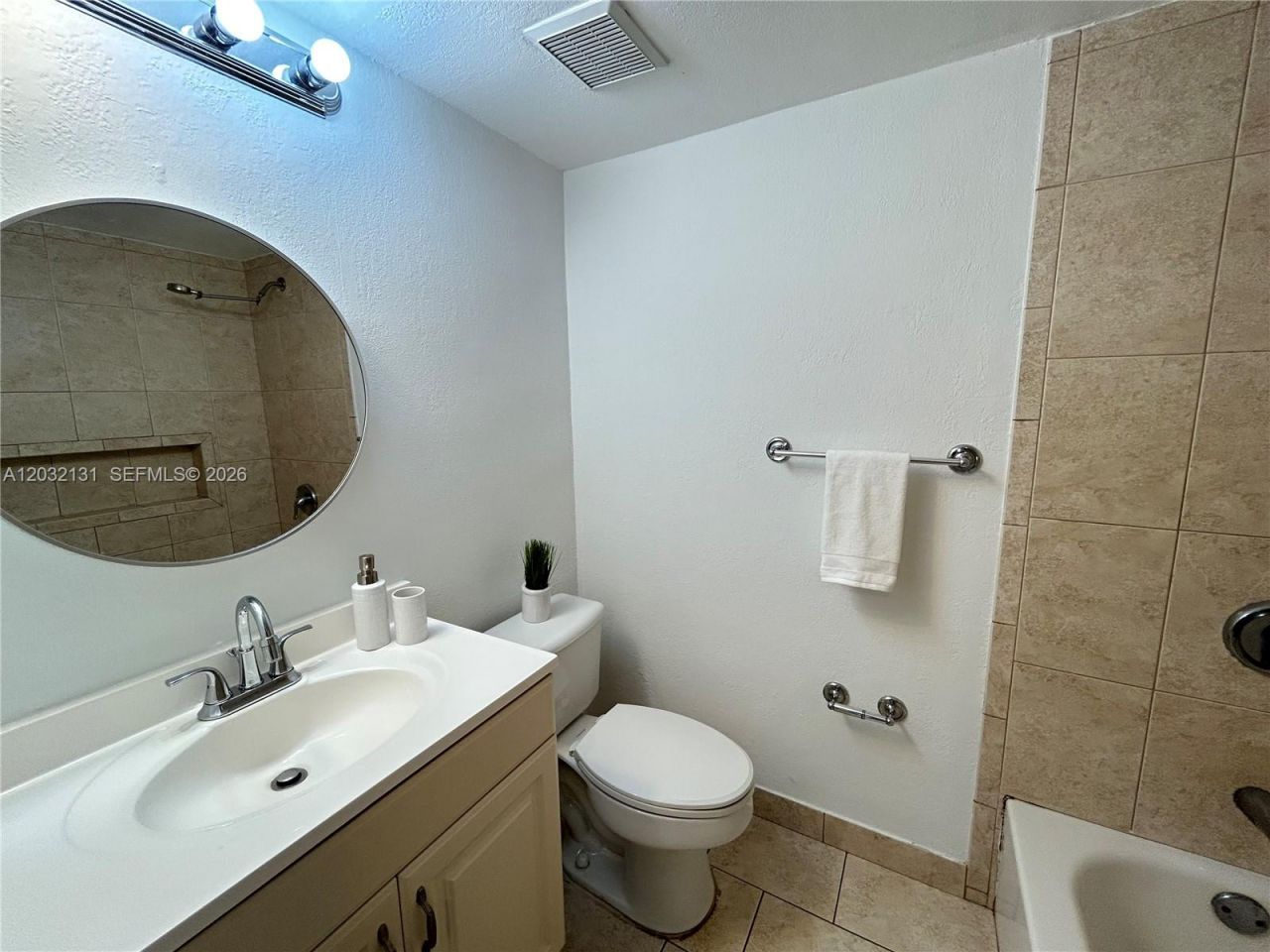 9780 SW 92nd Ter, Miami, FL 33176 Photo