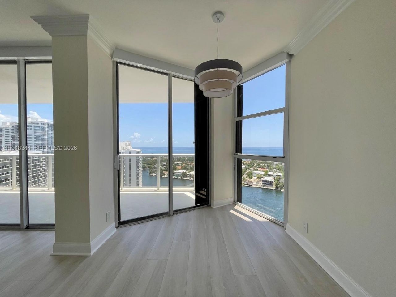 20281 E Country Club Dr, Unit 2104, Aventura, FL 33180 Photo