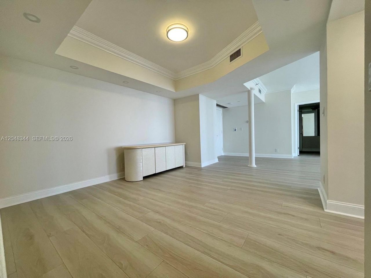 20281 E Country Club Dr, Unit 2104, Aventura, FL 33180 Photo