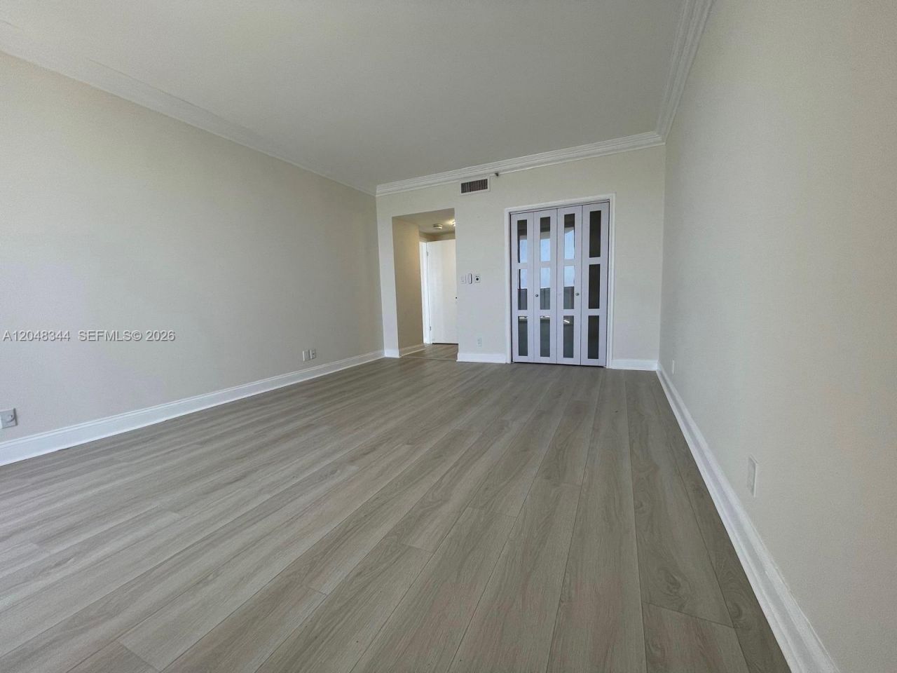 20281 E Country Club Dr, Unit 2104, Aventura, FL 33180 Photo