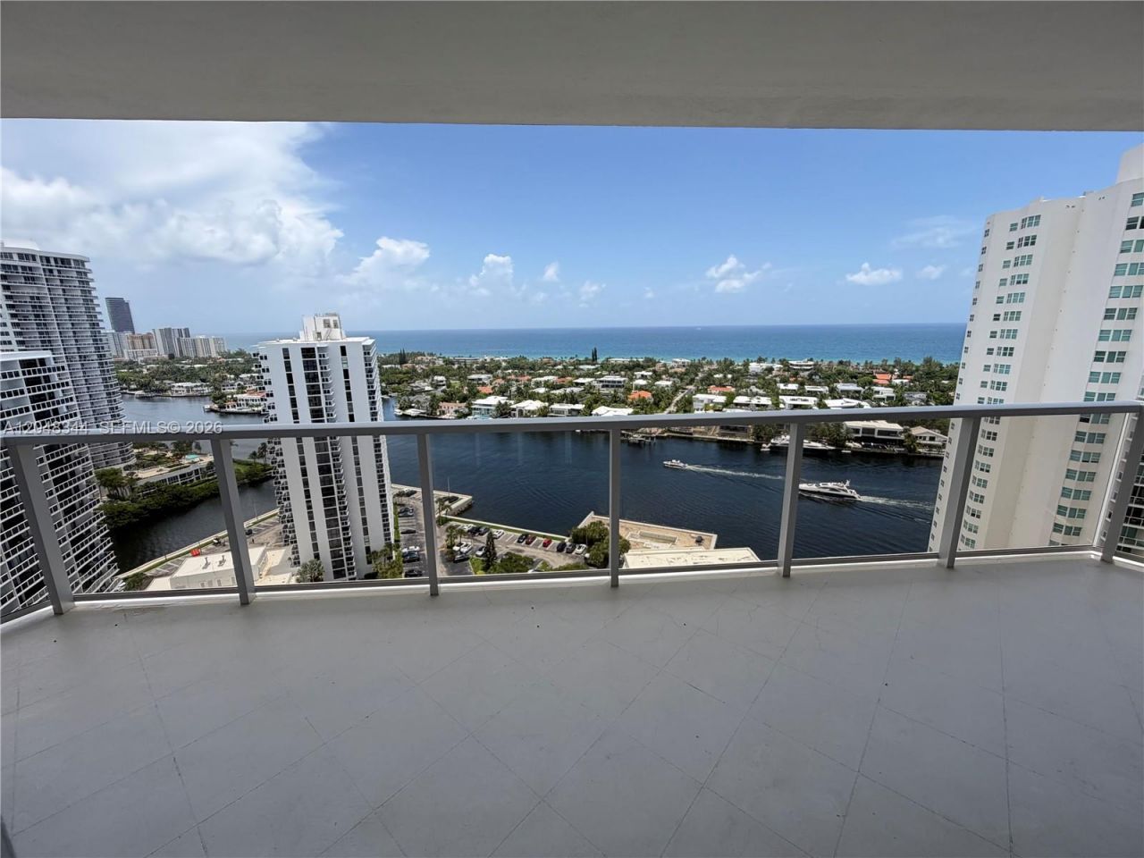 20281 E Country Club Dr, Unit 2104, Aventura, FL 33180 Photo