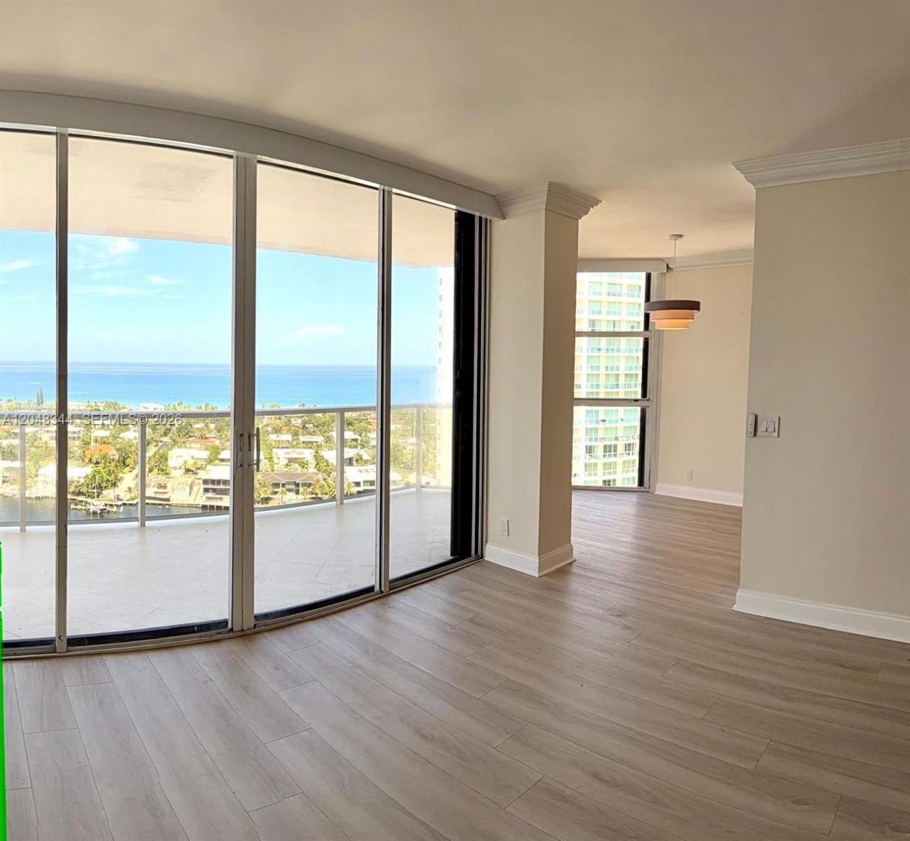 20281 E Country Club Dr, Unit 2104, Aventura, FL 33180 Photo