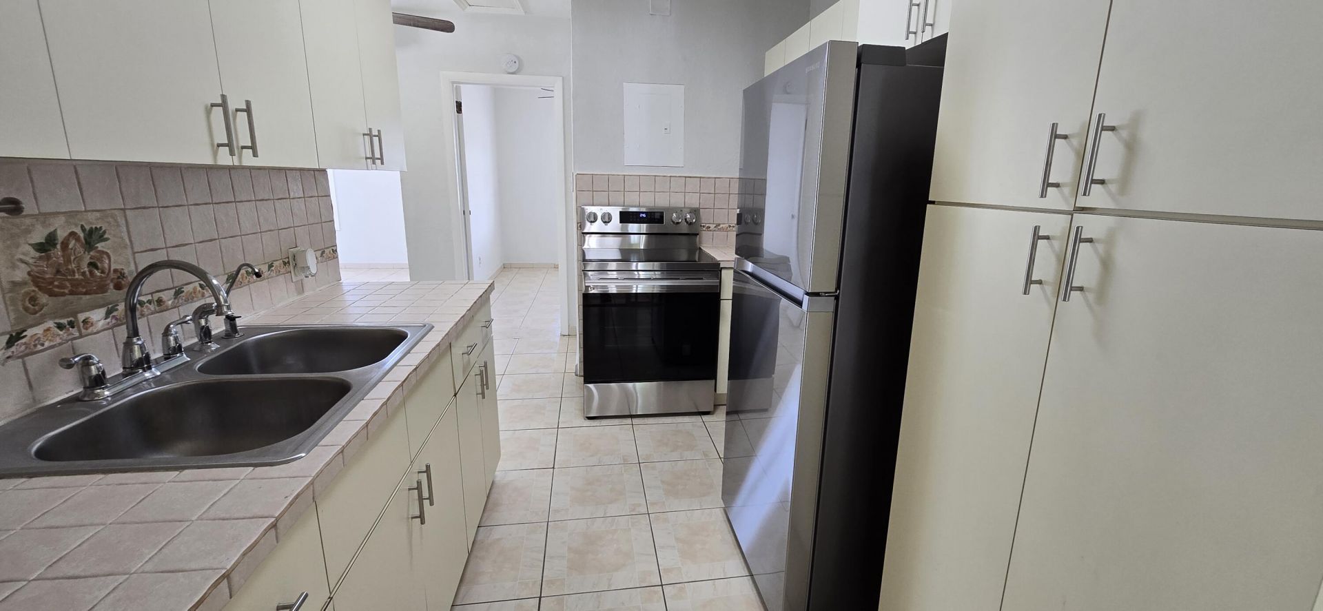 2787 SW 34th Court, Miami, FL 33133 Photo