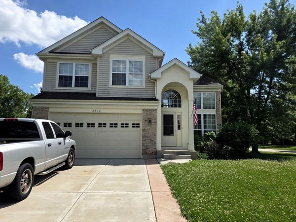 2800 E BRIDLEWAY Court , Carpentersville, IL 60110