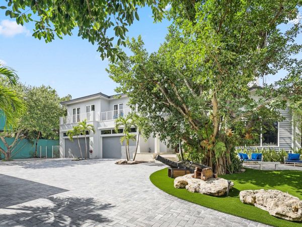 1313 Seabreeze Boulevard, Fort Lauderdale, FL 33316