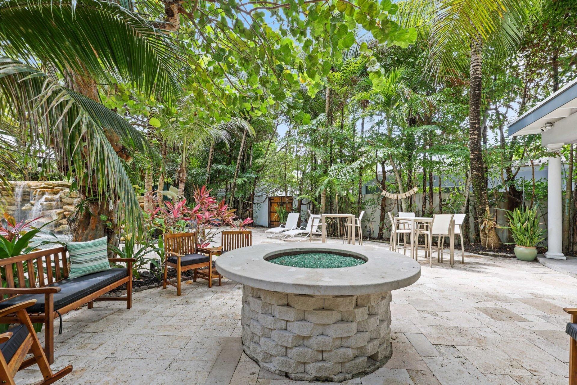 1313 Seabreeze Boulevard, Fort Lauderdale, FL 33316 Photo
