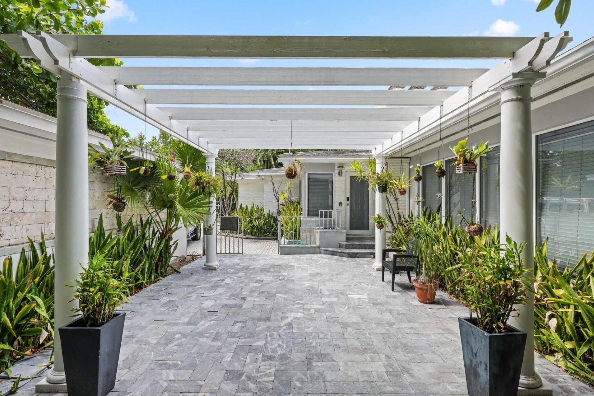 1313 Seabreeze Boulevard, Fort Lauderdale, FL 33316 Photo