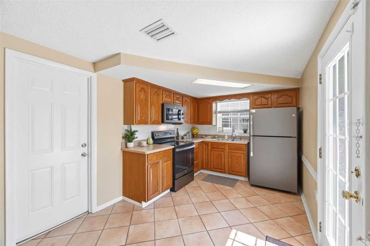 1301 Viking Drive , Holiday, FL 34691 Photo