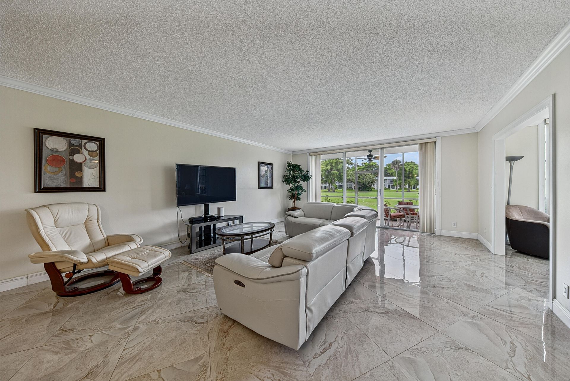 4020 W Palm Aire Drive, Unit 106, Pompano Beach, FL 33069 Photo