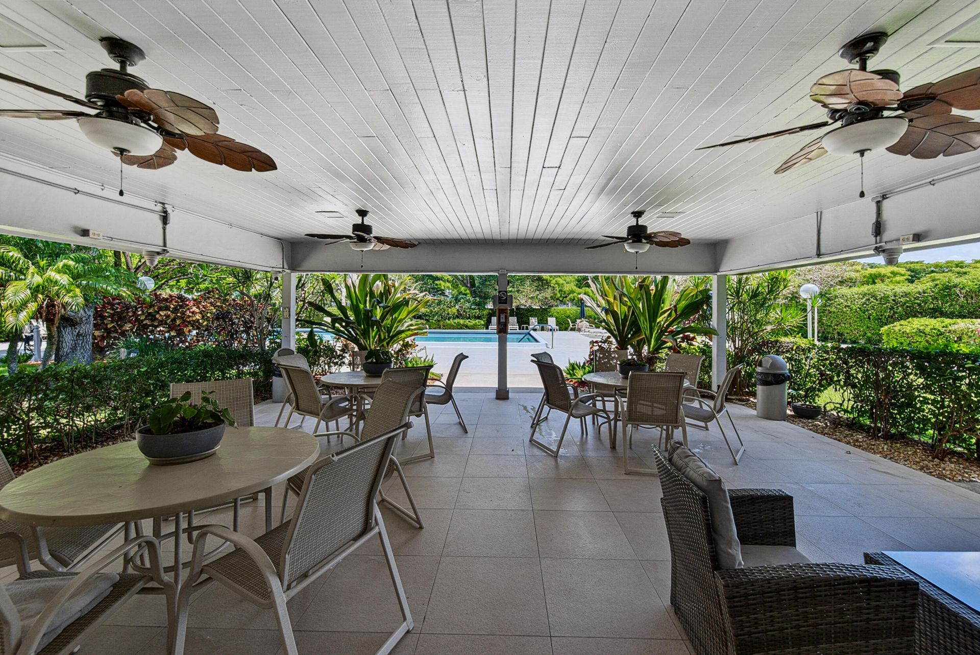 4020 W Palm Aire Drive, Unit 106, Pompano Beach, FL 33069 Photo