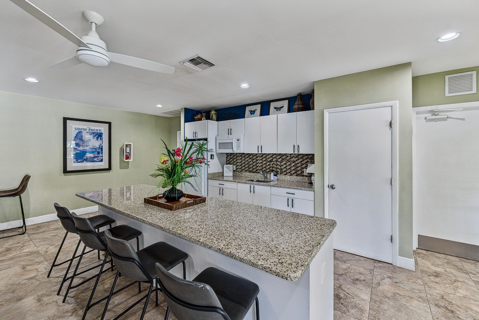 4020 W Palm Aire Drive, Unit 106, Pompano Beach, FL 33069 Photo
