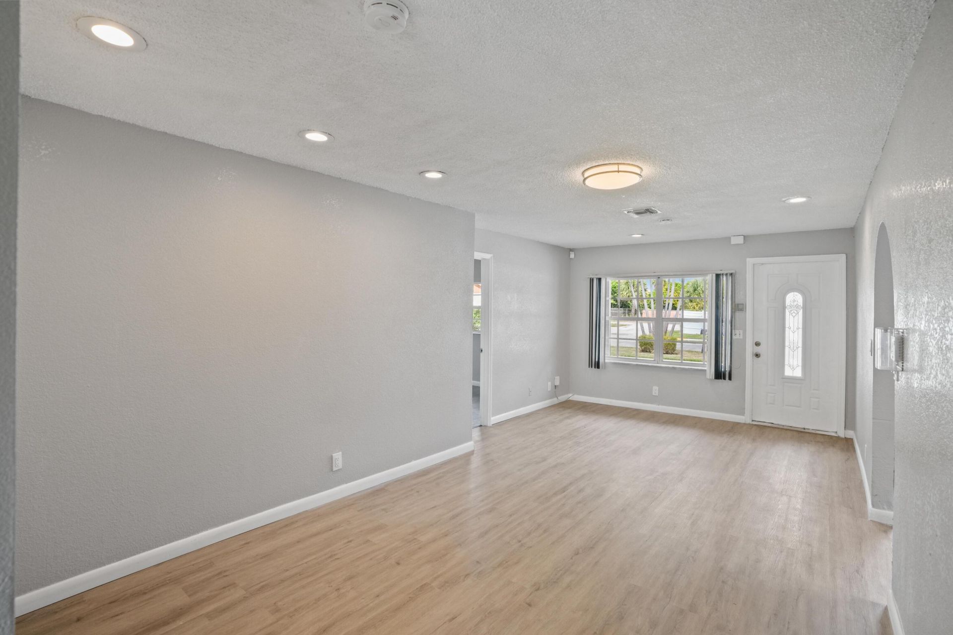 417 SW 8th Avenue, Delray Beach, FL 33444 Photo