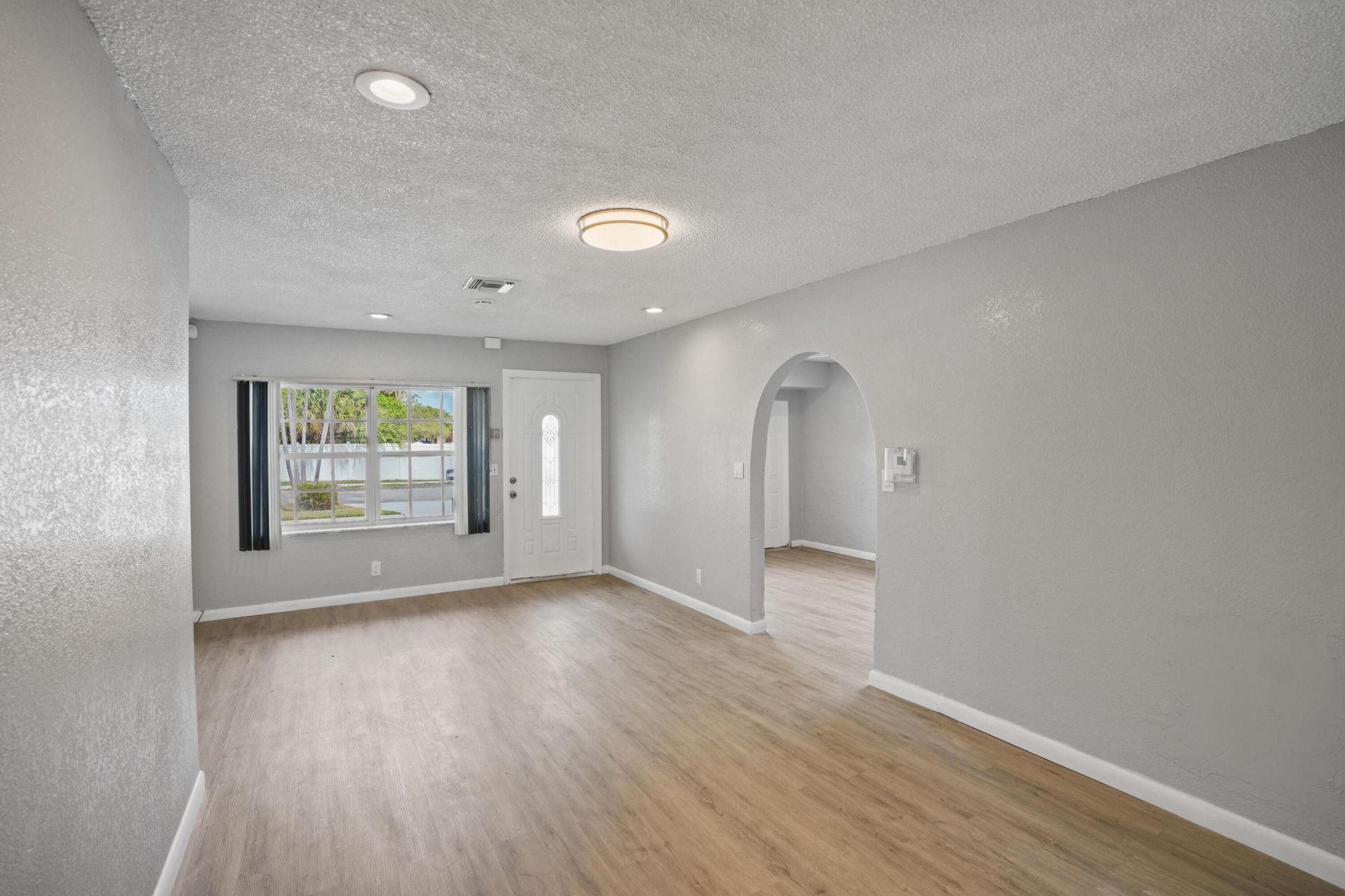 417 SW 8th Avenue, Delray Beach, FL 33444 Photo