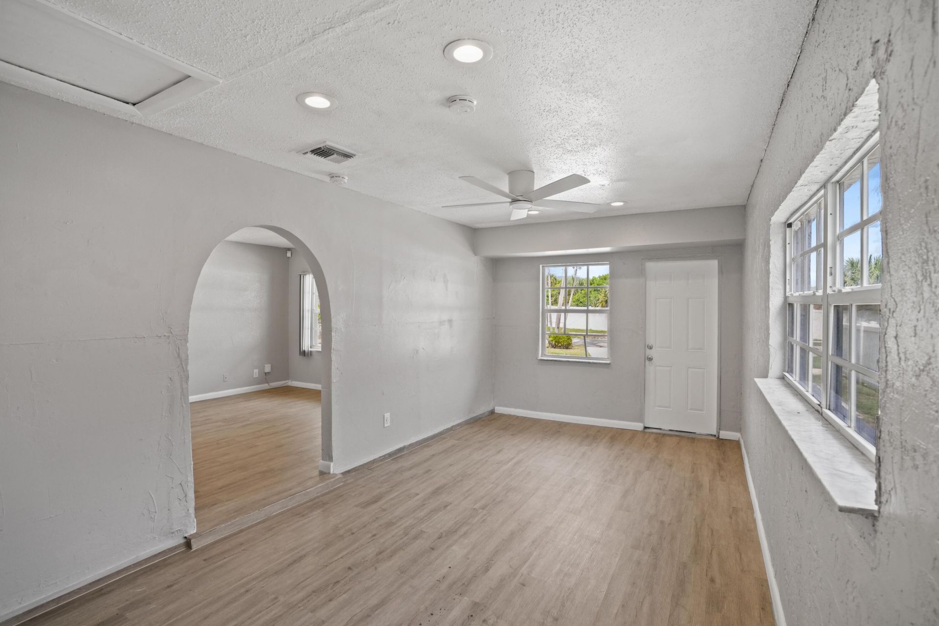 417 SW 8th Avenue, Delray Beach, FL 33444 Photo