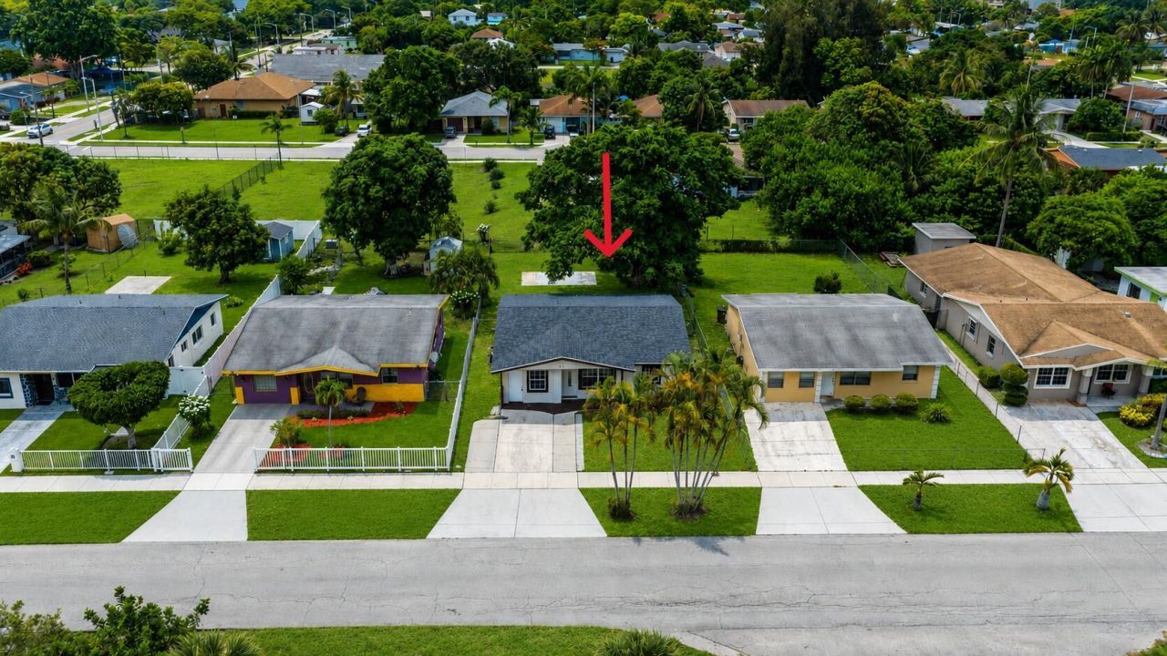 417 SW 8th Avenue, Delray Beach, FL 33444 Photo