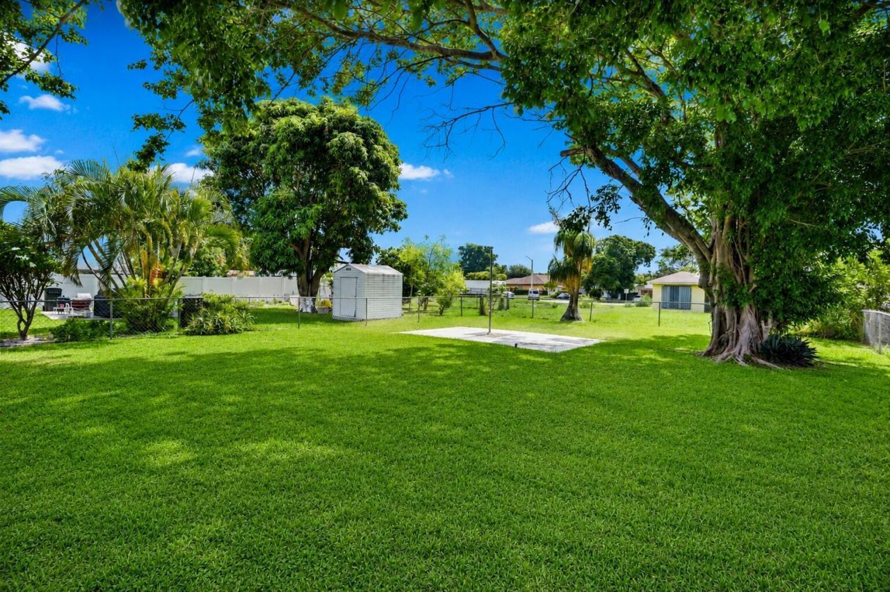 417 SW 8th Avenue, Delray Beach, FL 33444 Photo