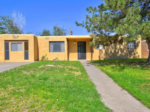 3401 Alvarado Drive NE, Albuquerque, NM 87110