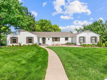 651 N 63 Street, Omaha, NE 68132