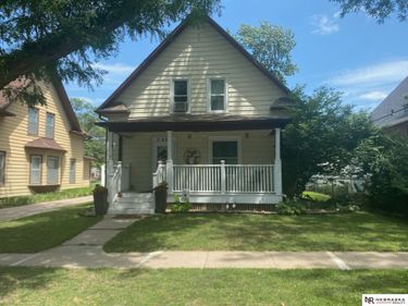2950 N 52nd Street, Lincoln, NE 68504