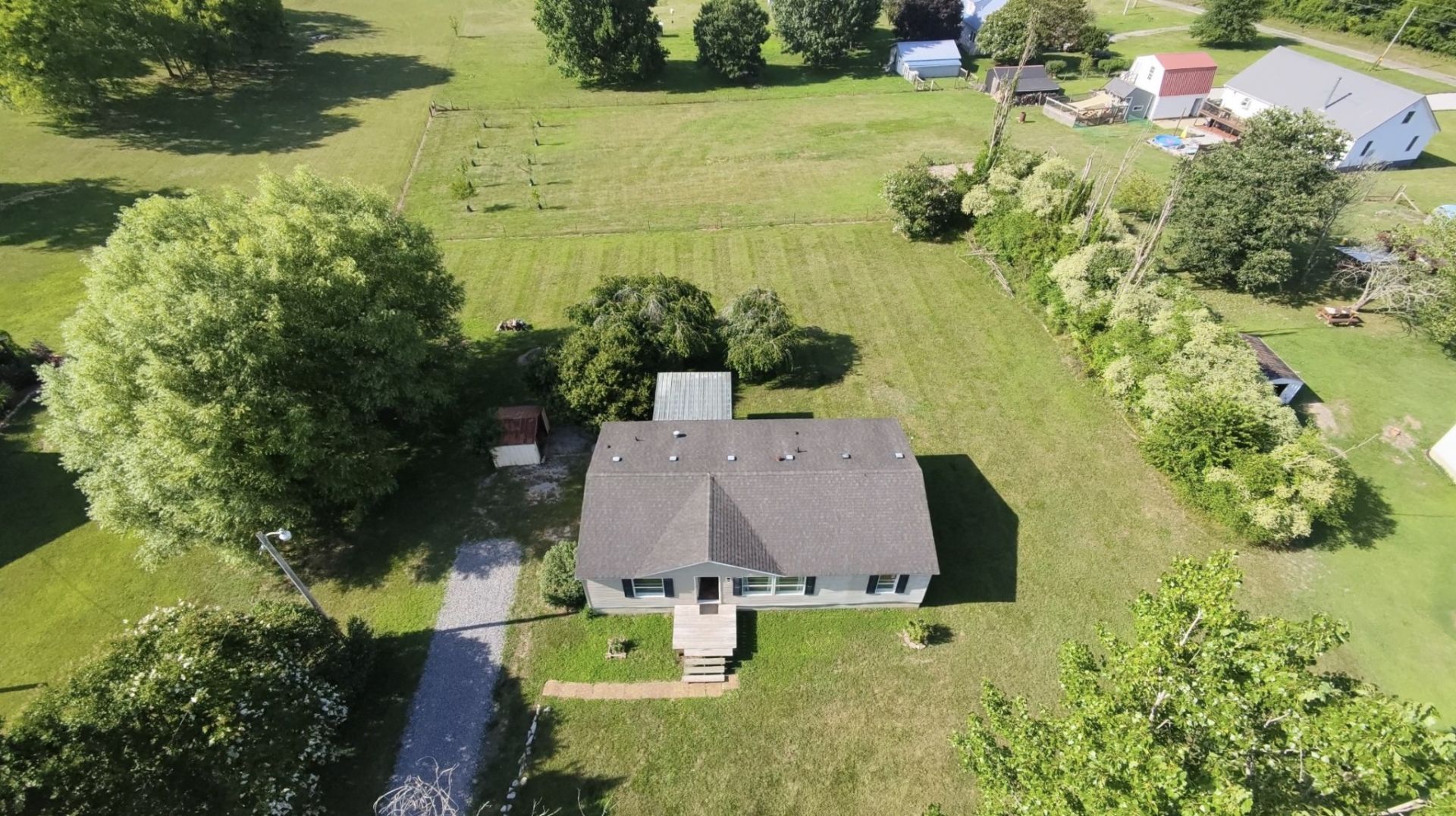 6 Preston Ln, Elmwood, TN 38560 Main Photo