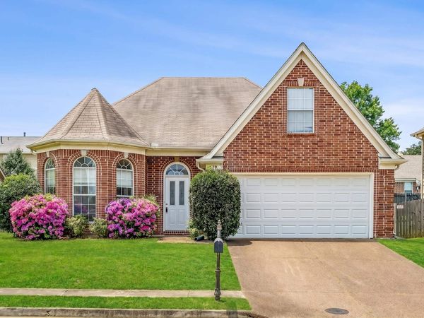 4879 RIDGE WALK LN, Memphis, TN 38125