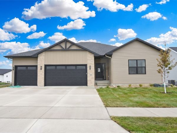 4114 Gemstone Road, Marion, IA 52302