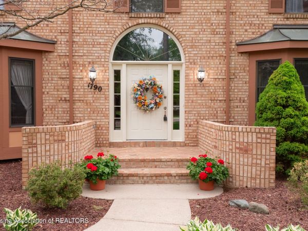 1790 Sashabaw Drive, Okemos, MI 48864