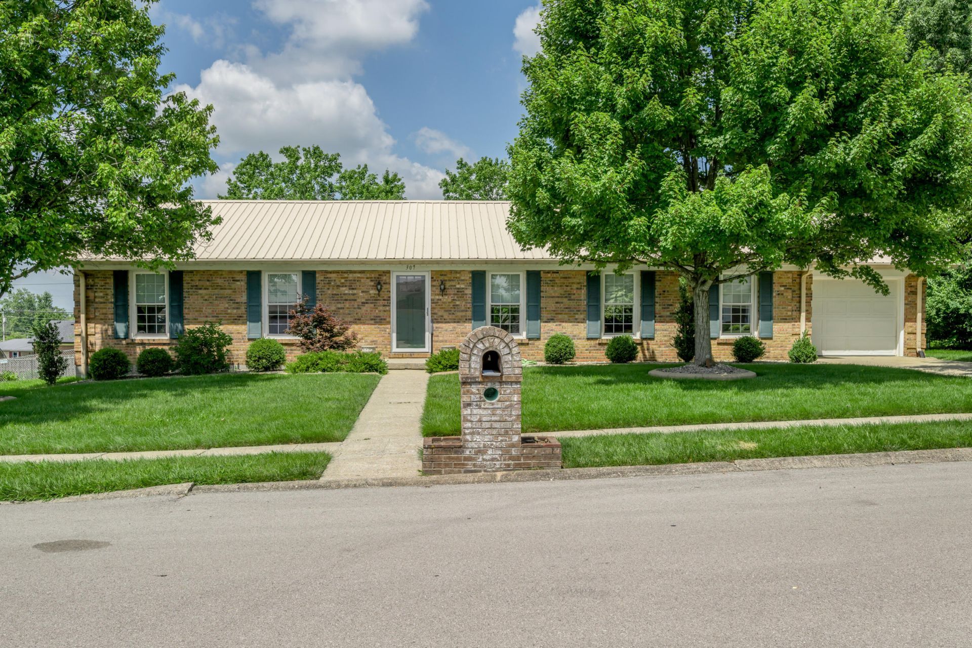 307 Beacon Hill, Nicholasville, KY 40356 Main Photo