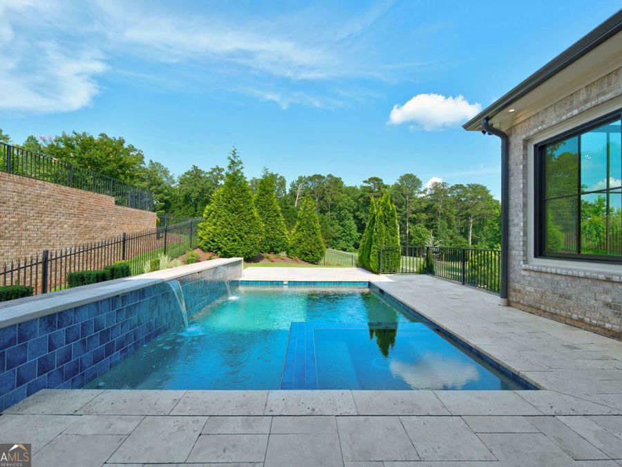Property Image 101