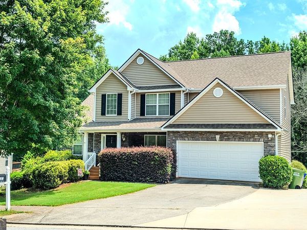 729 Wellington Drive, Monroe, GA 30655
