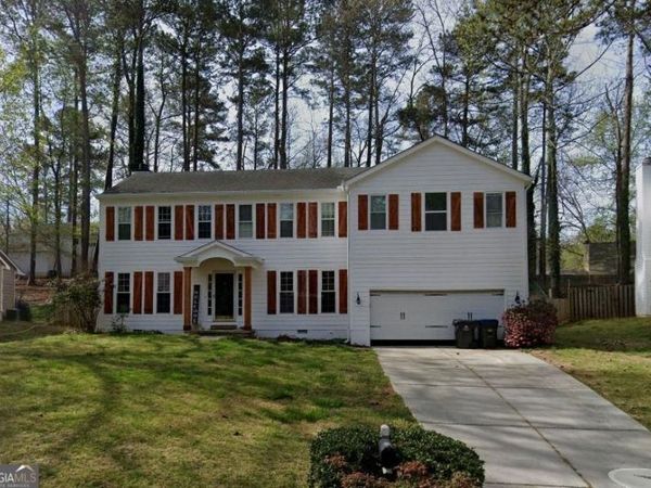 2135 Laurel Mill Way, Roswell, GA 30076