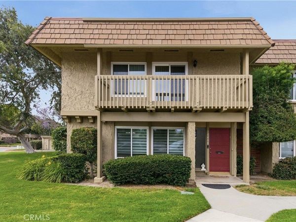 10466 Smoke River Court, Fountain Valley, CA 92708