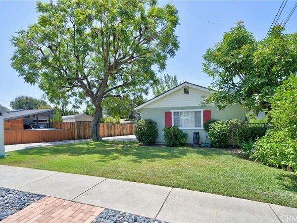 300 W Laurel Avenue, Sierra Madre, CA 91024