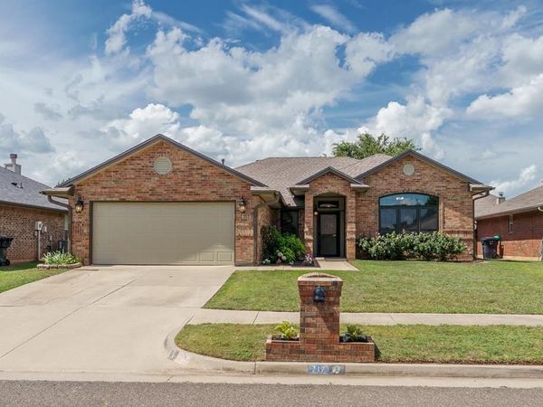 717 SW 155th Place, Oklahoma City, OK 73170