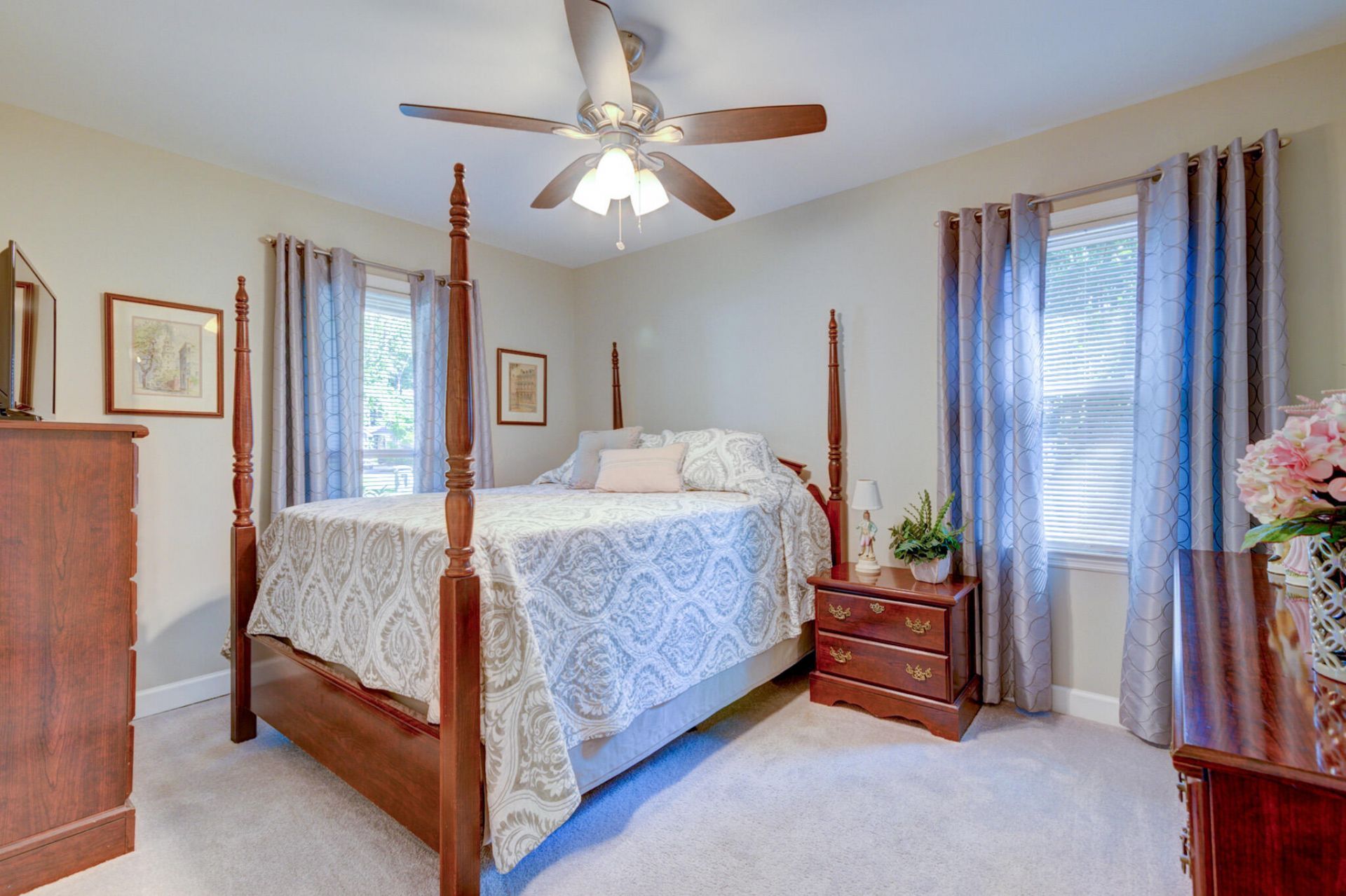 46 Hunters Forest Drive Photo 28