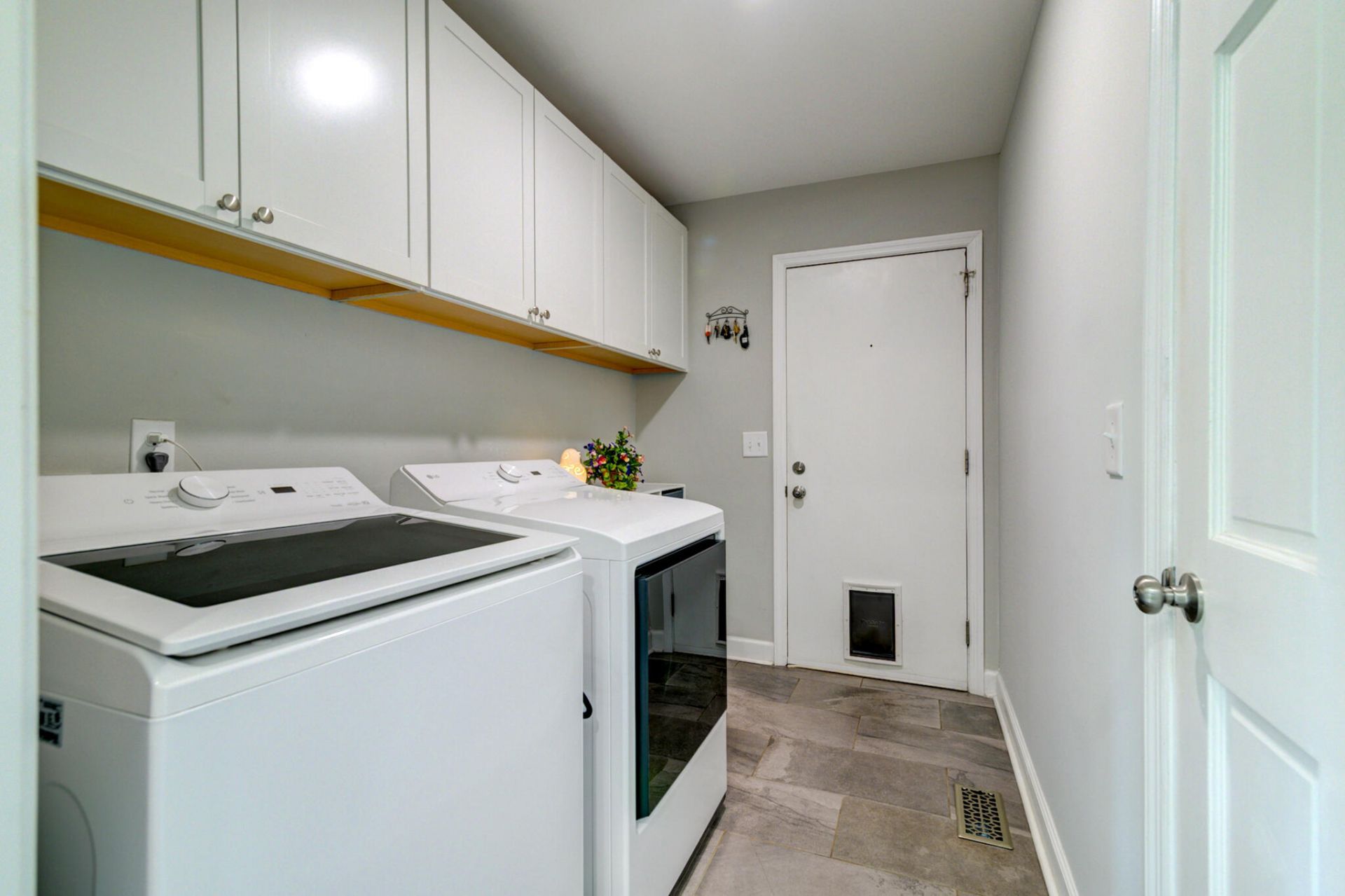 46 Hunters Forest Drive Photo 32