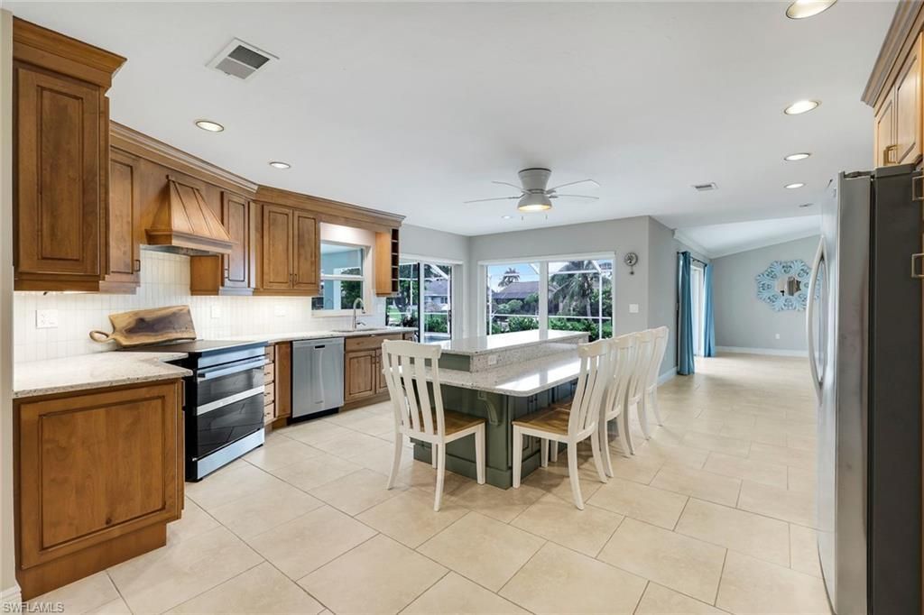 204 SE 20th Pl , Cape Coral, FL 33990 Photo